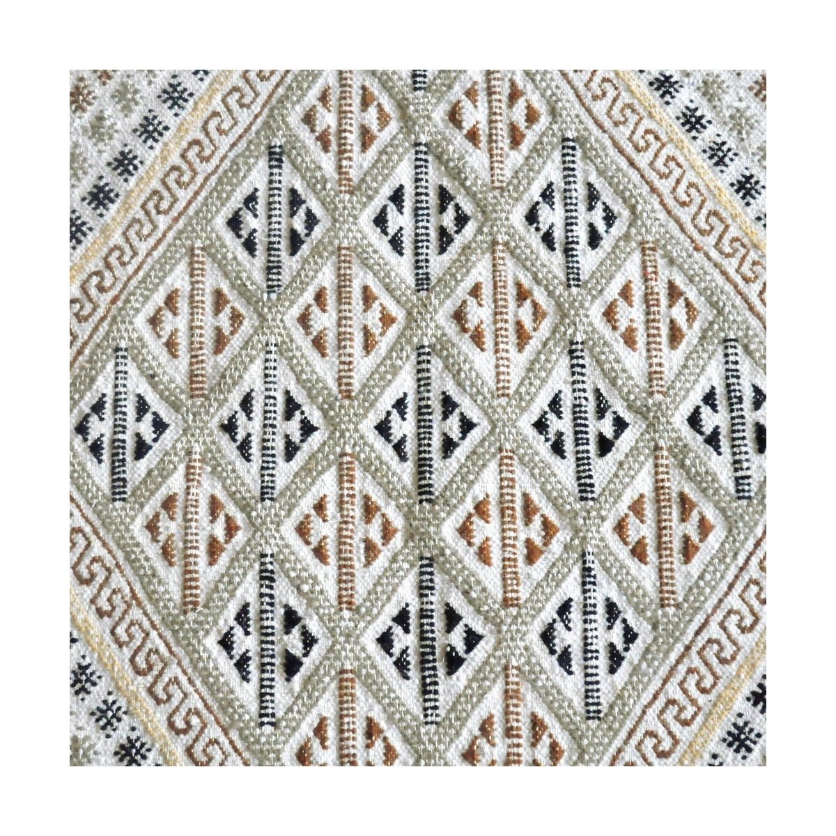 Berber carpet Rug Margoum Khaznadar 115x195 White (Handmade, Wool, Tunisia) Tunisian margoum rug from the city of Kairouan. Rect
