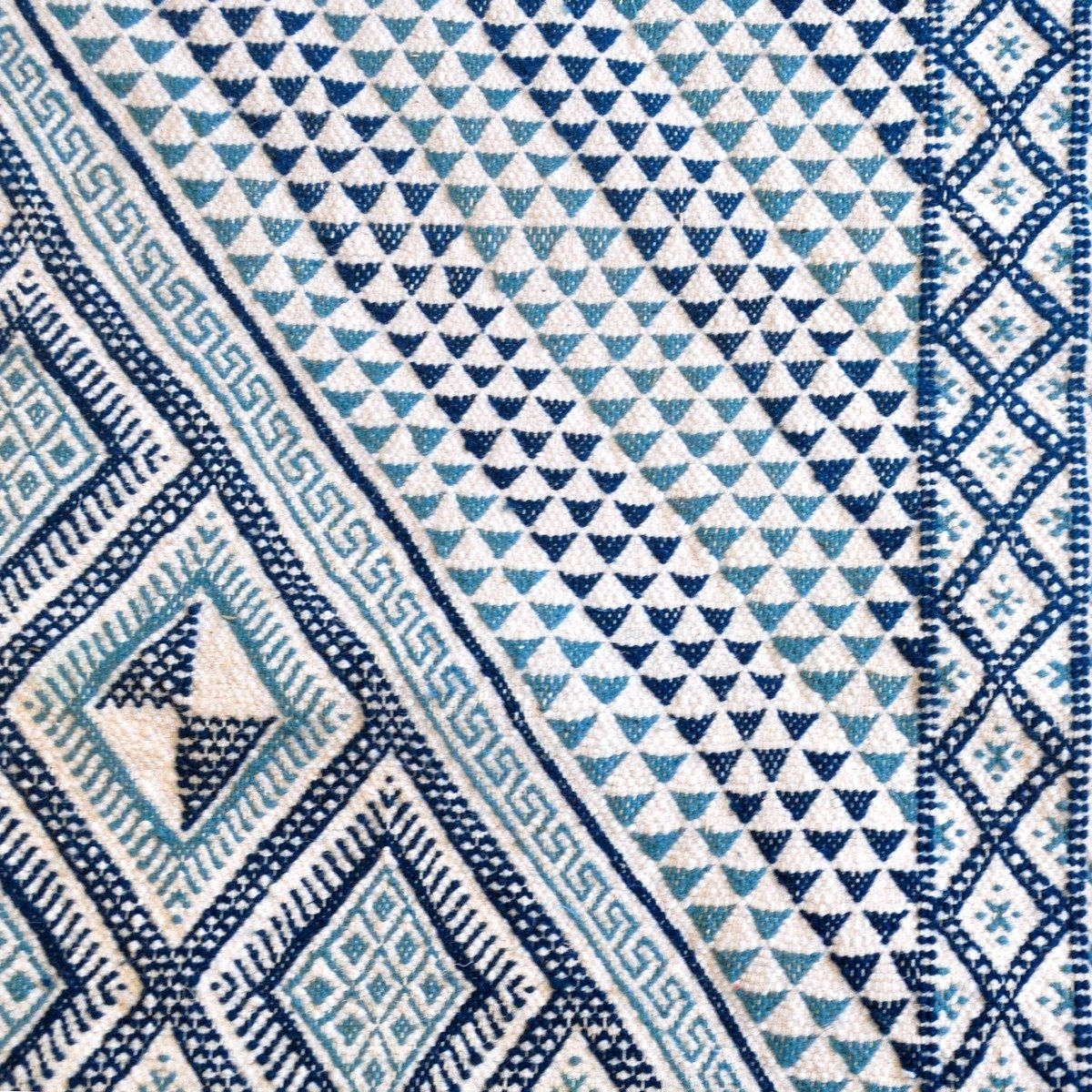 Berber Teppich Großer Teppich Margoum Al Kasaba 170x240 Blau/Weiss (Handgefertigt, Wolle, Tunesien) Tunesischer Margoum-Teppich 
