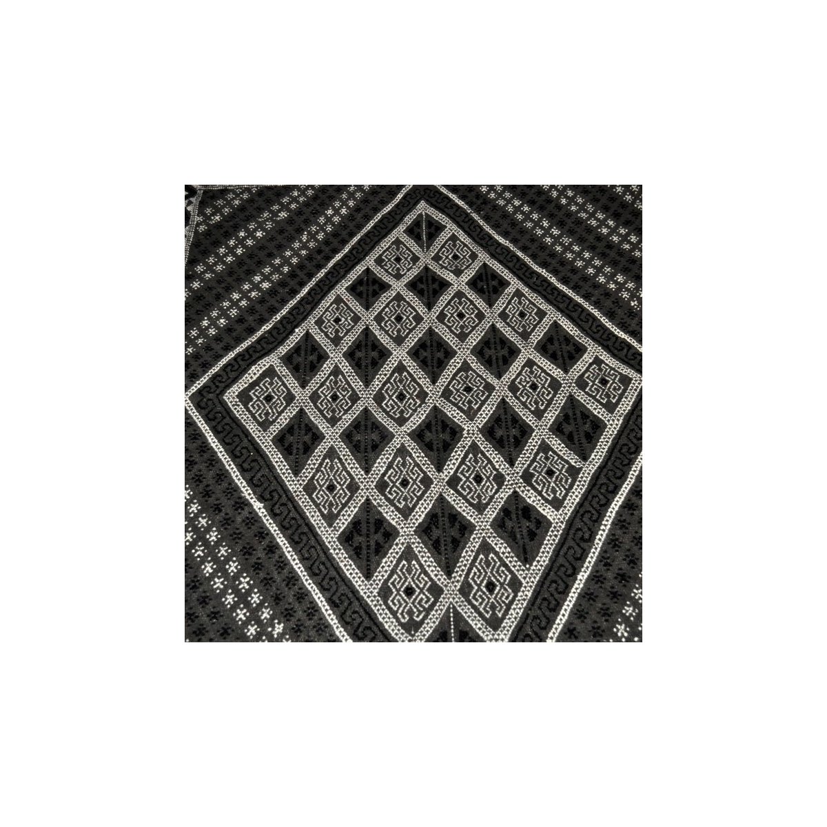 Berber carpet Large Rug Margoum Kera 155x250 Black (Handmade, Wool, Tunisia) Tunisian margoum rug from the city of Kairouan. Rec