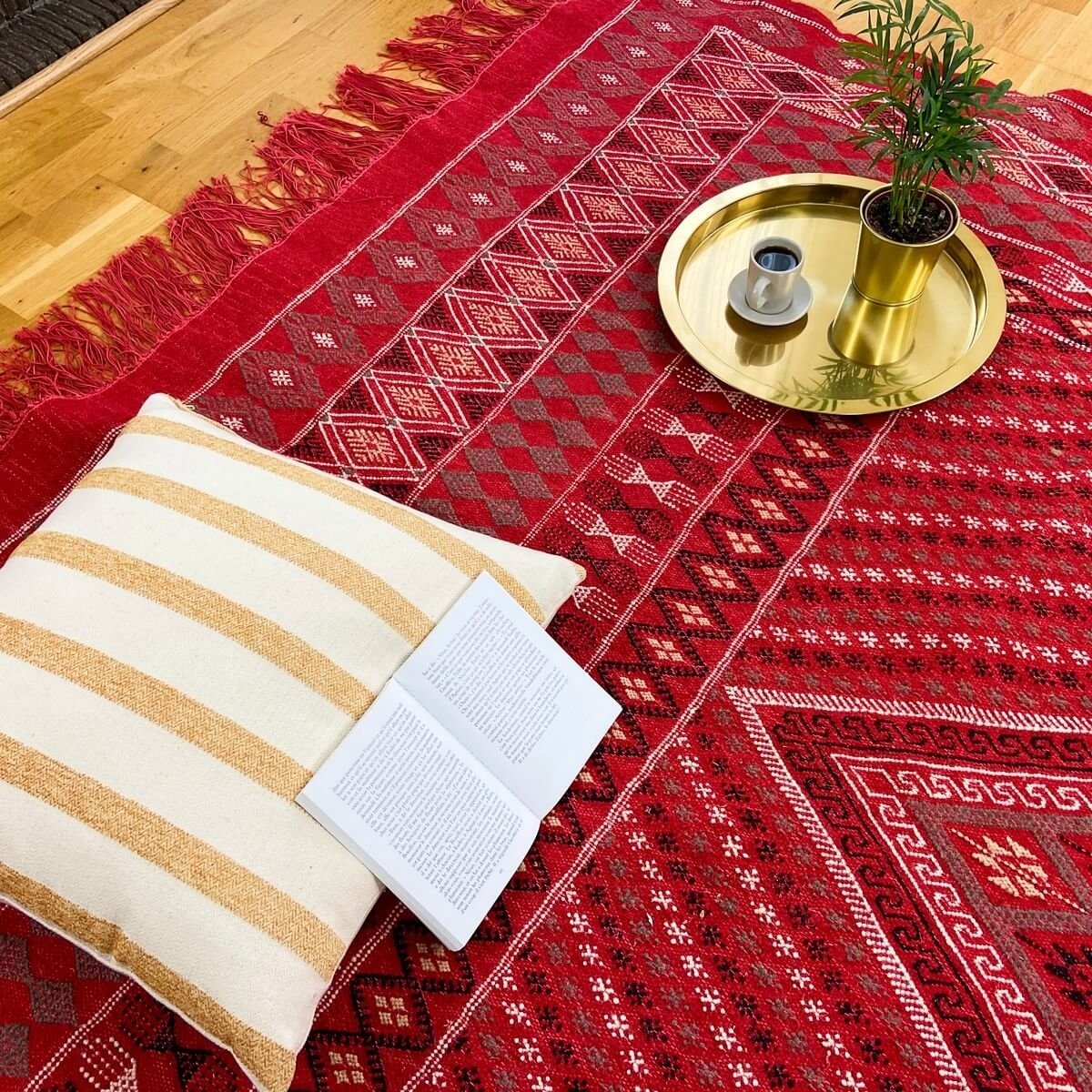 Berber carpet Rug Margoum Delaali 195x308 cm Red (Handmade, Wool) Tunisian margoum rug from the city of Kairouan. Rectangular li
