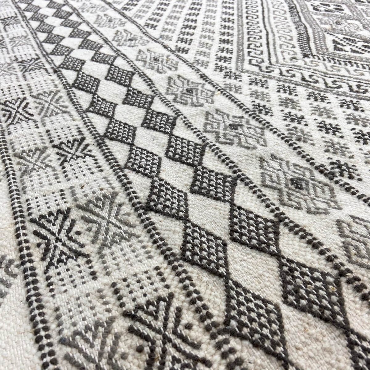 Berber carpet Large Rug Margoum Samssa 170x250 cm Black White Grey (Handmade, Wool, Tunisia) Tunisian margoum rug from the city 