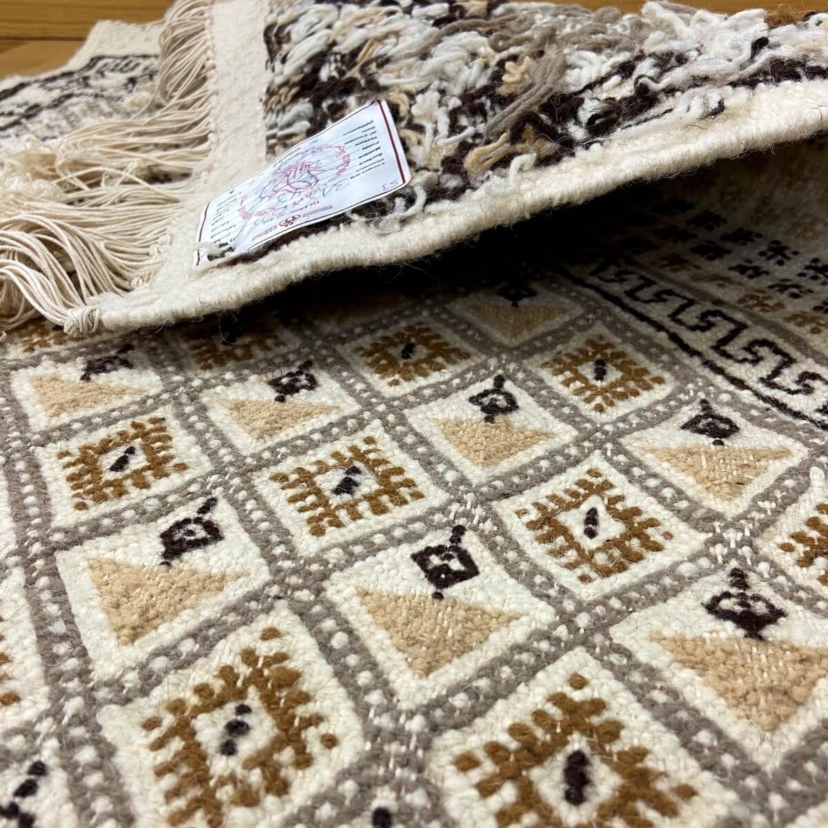 Berber carpet Rug Margoum Zaatar 78x318 cm White/Brown (Handmade, Wool, Tunisia) Tunisian margoum rug from the city of Kairouan.