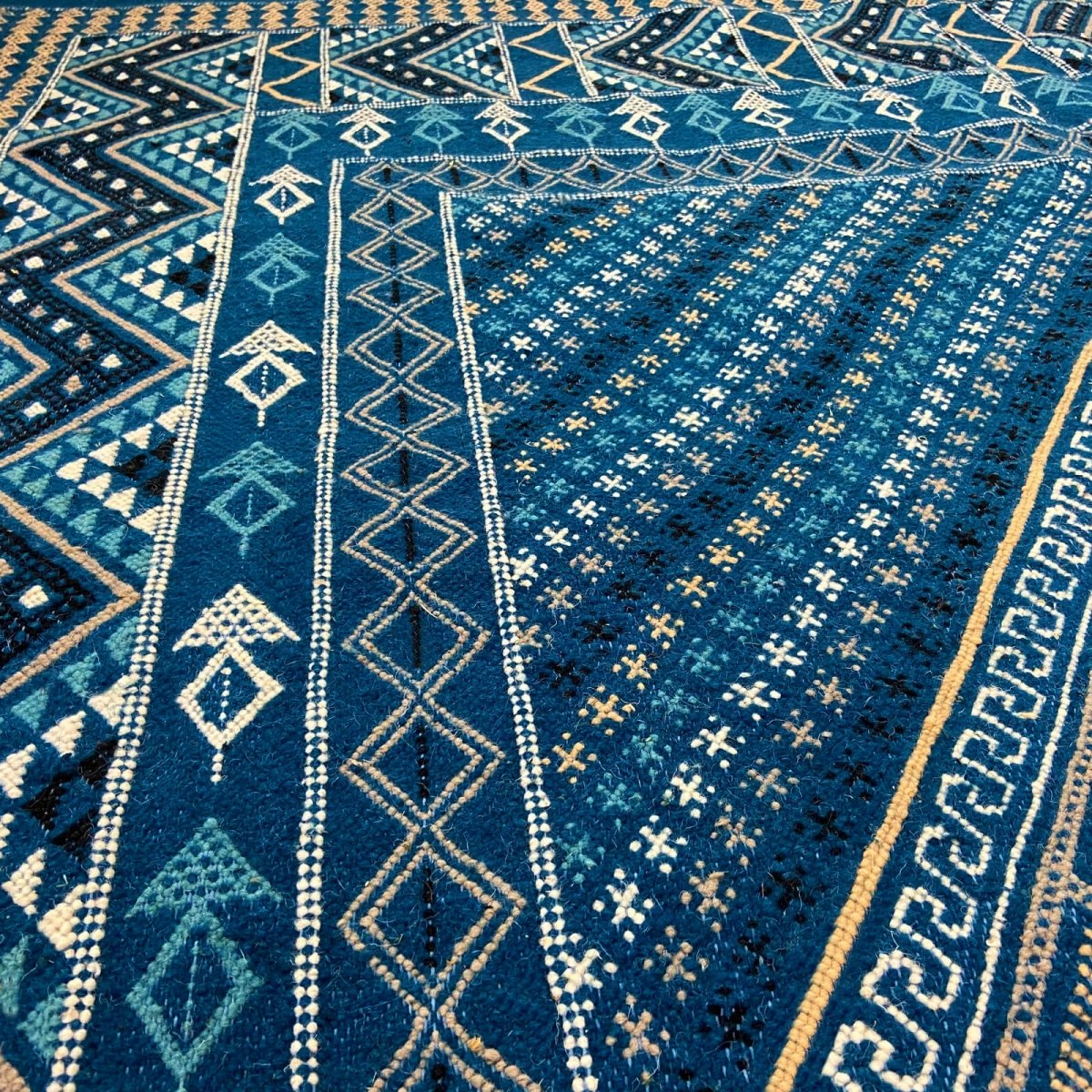 Berber tapijt Vloerkleed Margoum Syphax 200x300 cm Blauw/Wit (Handgeweven, Wol, Tunesië) Tunesisch Margoum Vloerkleed uit de sta