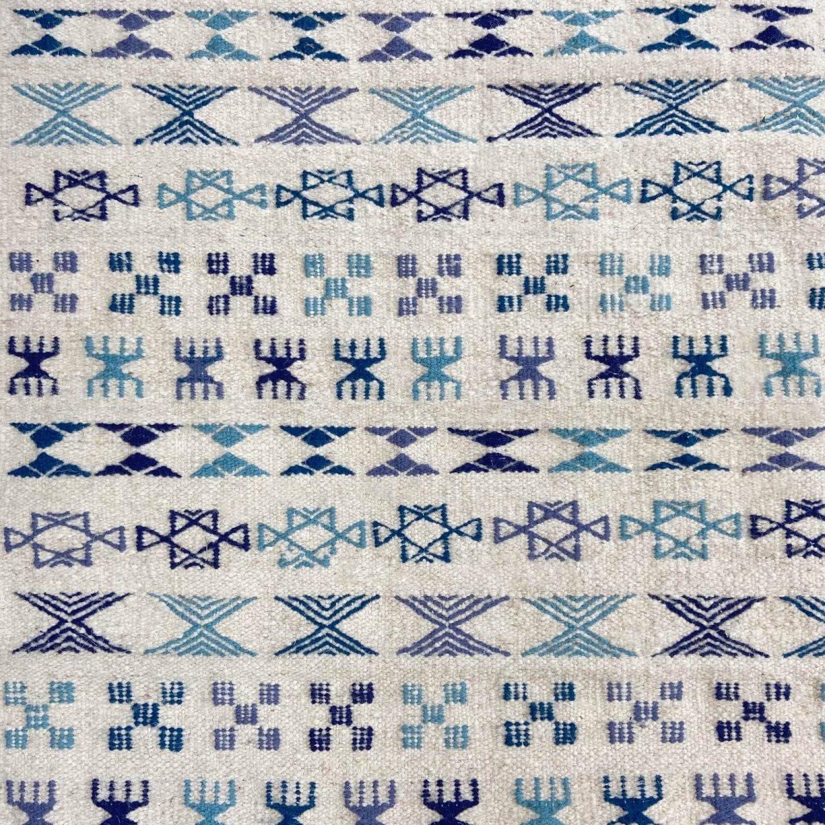 tappeto berbero Tappeto Kilim 135x205 cm Bianco Blu | Fatto a mano, Lana, Tunisia Tappeto kilim tunisino, in stile marocchino. T