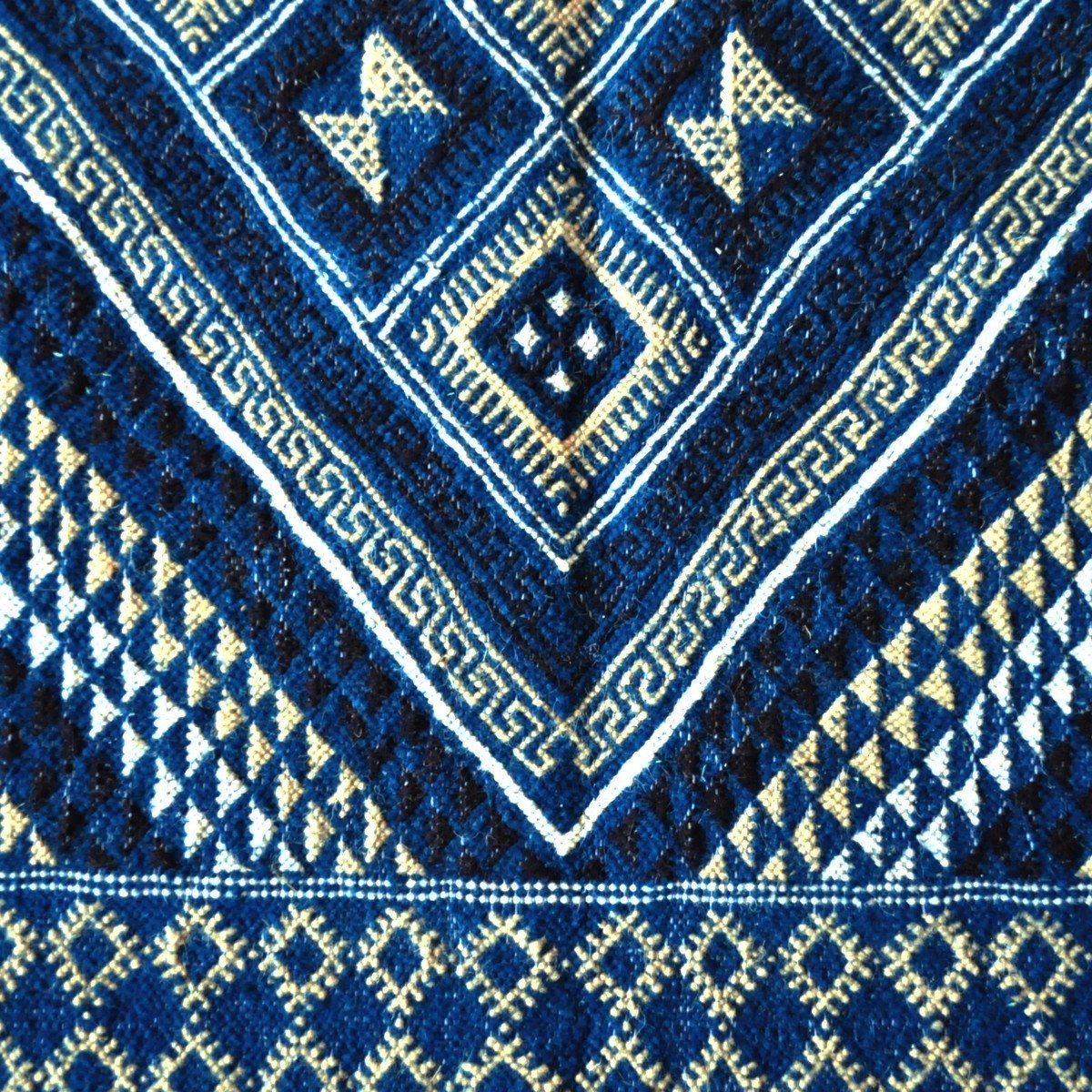 Berber carpet Large Rug Margoum Yamina 165x240 Blue (Handmade, Wool, Tunisia) Tunisian margoum rug from the city of Kairouan. Re