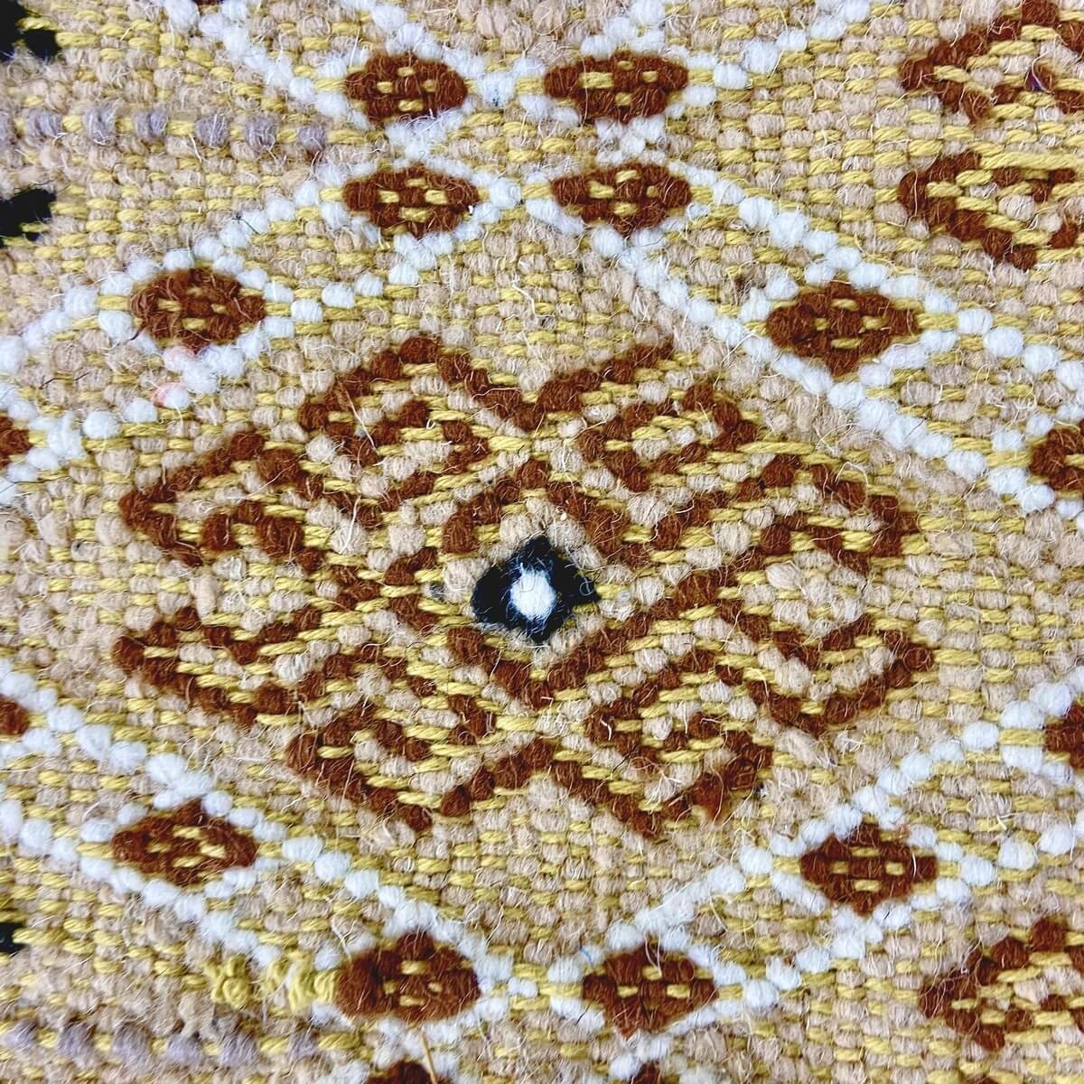 Berber carpet Rug Margoum Baghrir 120x200 Beige (Handmade, Wool, Tunisia) Tunisian margoum rug from the city of Kairouan. Rectan
