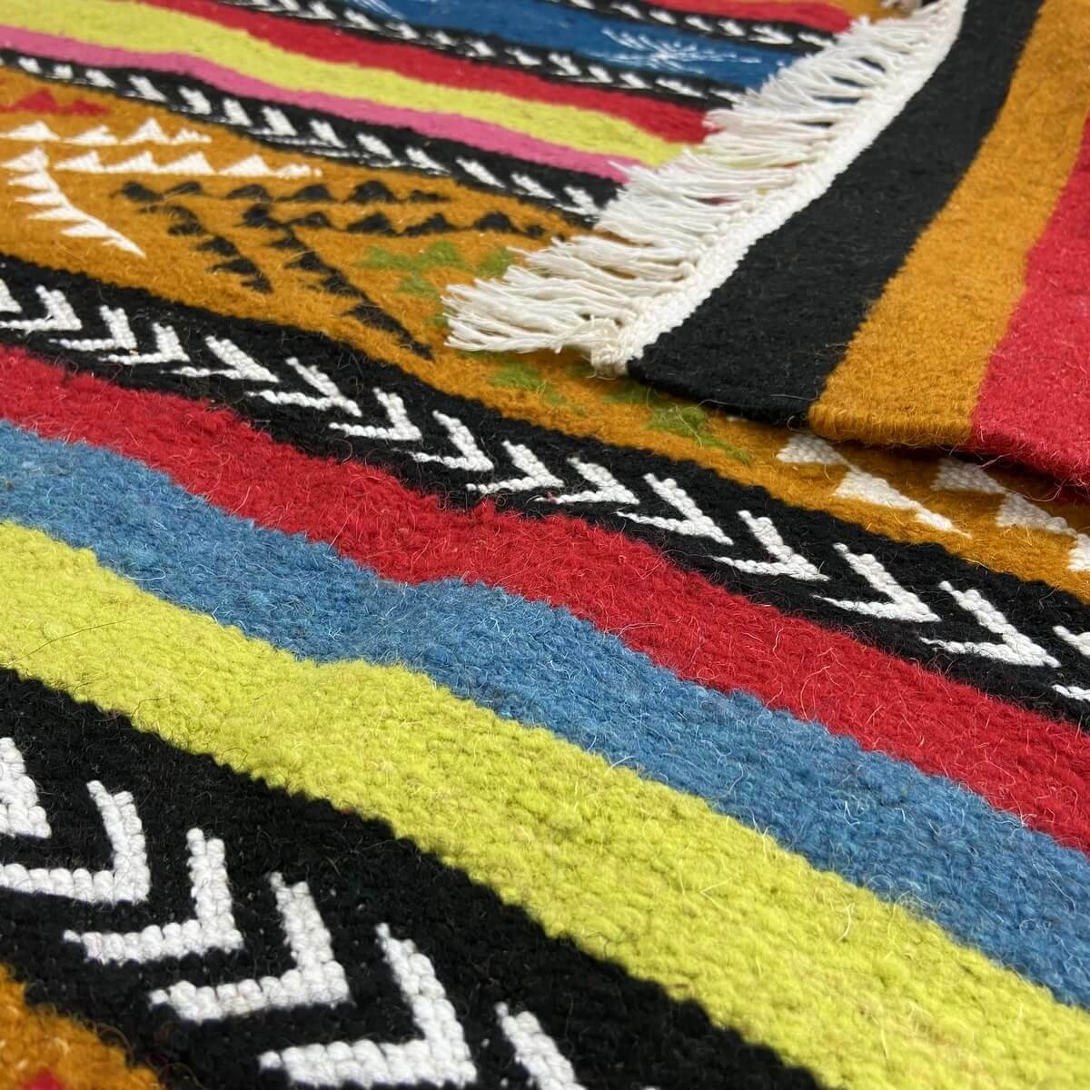 Tapis berbère Tapis Kilim Ajiba 100x150 Multicolore (Tissé main, Laine) Tapis kilim tunisien style tapis marocain. Tapis rectang