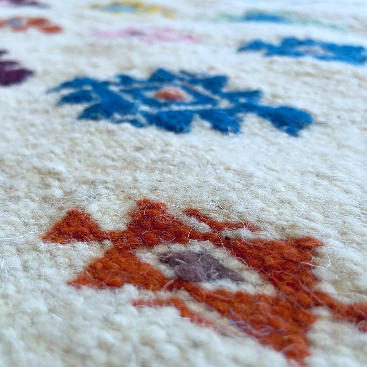 Berber tapijt Tapijt Kilim Yamine 67x104 cm Wit / Veelkleurig (Handgeweven, Wol, Tunesië) Tunesisch kilimdeken, Marokkaanse stij