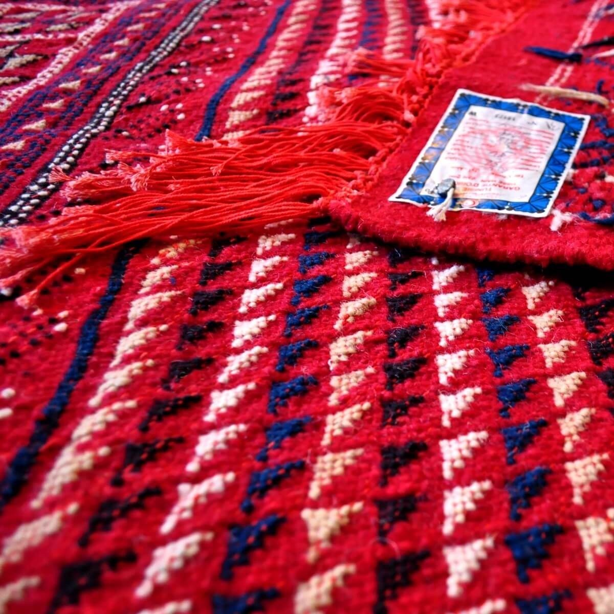 Tapis berbère Grand Tapis Margoum Souma 195x305 Rouge (Fait main, Laine, Tunisie) Tapis margoum tunisien de la ville de Kairouan